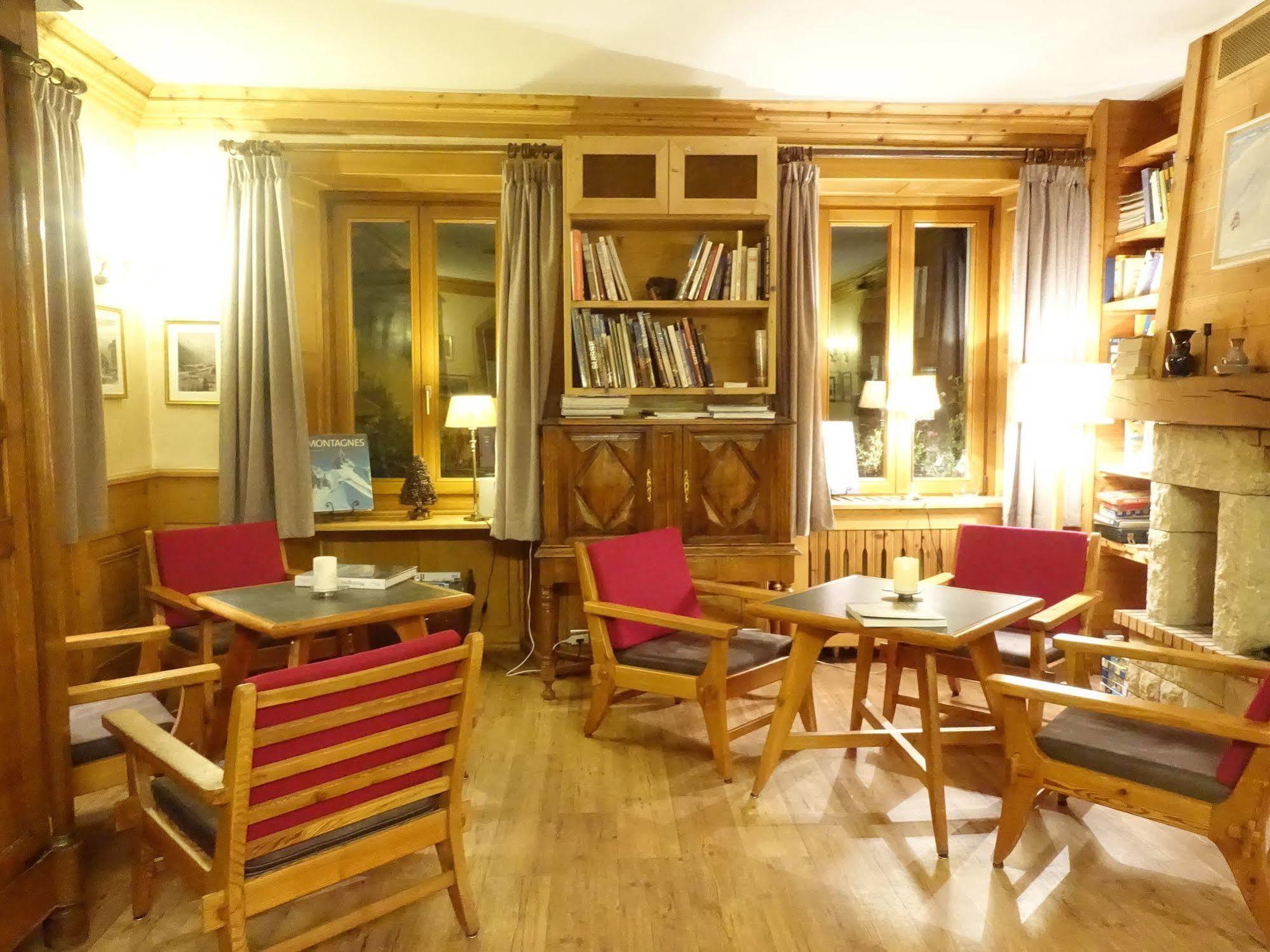 Hotel Restaurant La Couronne Chamonix Eksteriør billede